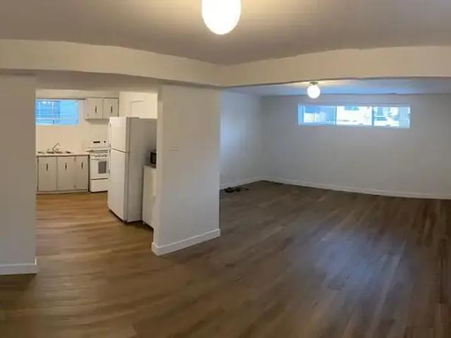 1 Bedroom Apartment Edmonton AB 105345035