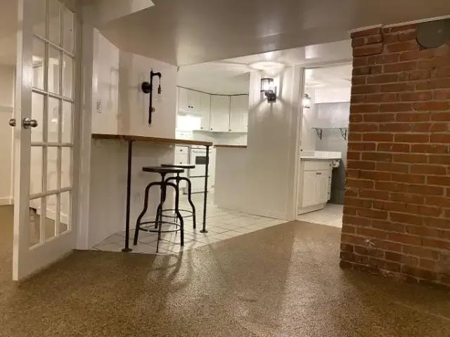 1 Bedroom Apartment Edmonton AB 105554503