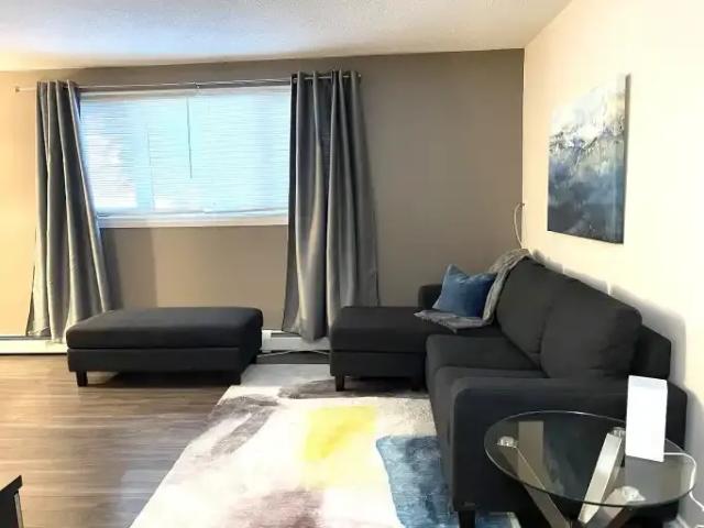 1 Bedroom Apartment Edmonton AB 105601875