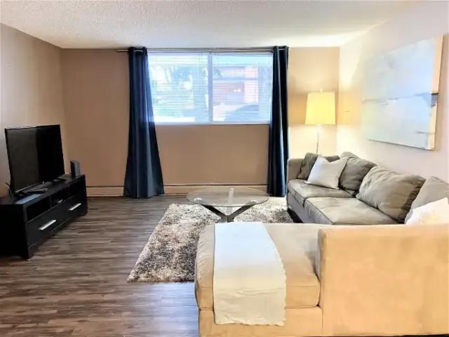 1 Bedroom Apartment Edmonton AB 105623677