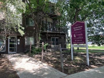 Queen Alexandra, Edmonton, Alberta