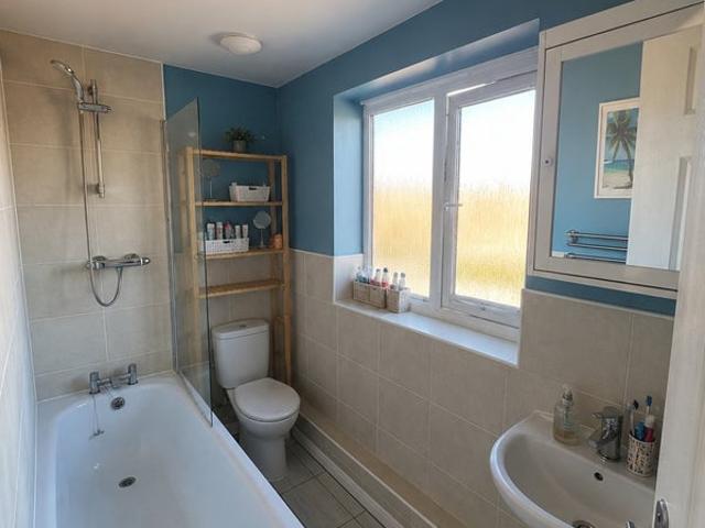 1 Bedroom Apartment Fully Furnished