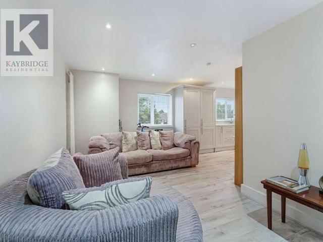 1 Bedroom Apartment Flat