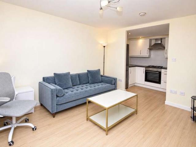1 Bedroom Apartment Flat