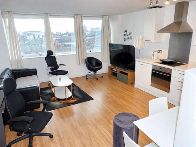 1 Bedroom Apartment Flat