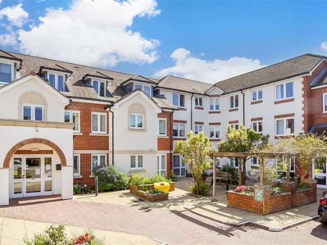 1 Bedroom Apartment Flat