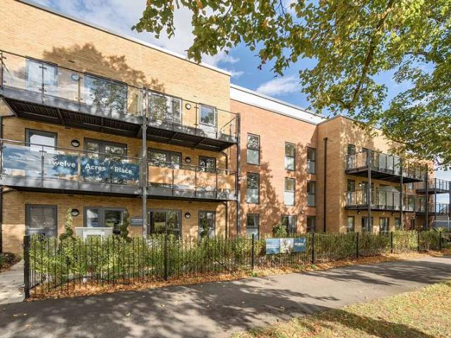 1 Bedroom Apartment Flat