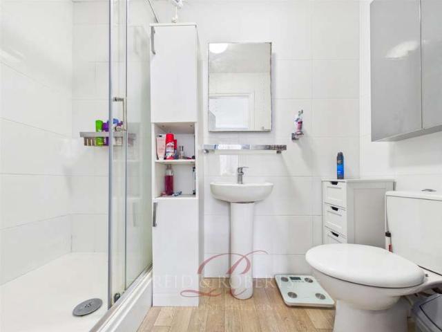 1 Bedroom Apartment Flat