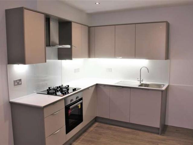1 Bedroom Apartment Flat