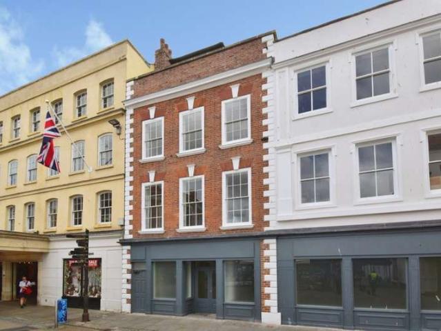 1 Bedroom Apartment Flat