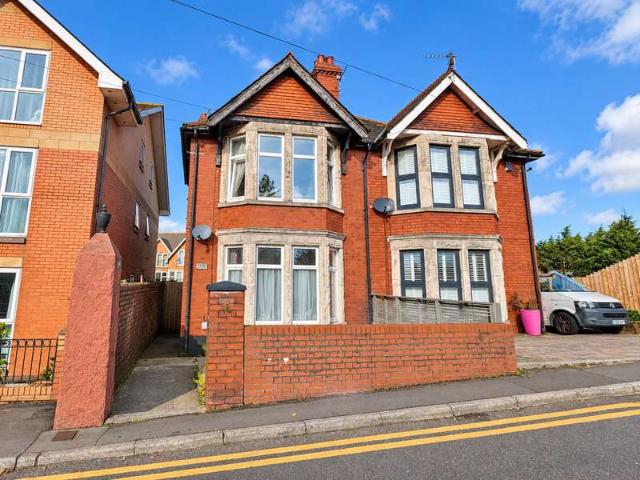 1 Bedroom Apartment Flat