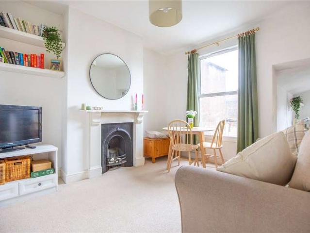 1 Bedroom Apartment Flat