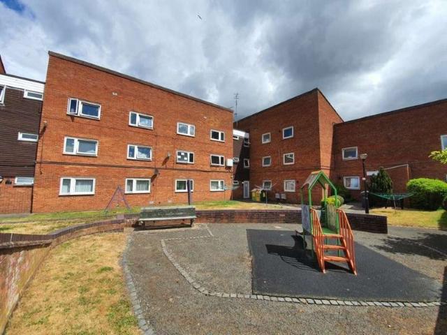 1 Bedroom Apartment Flat