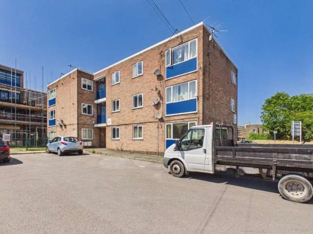 1 Bedroom Apartment Flat