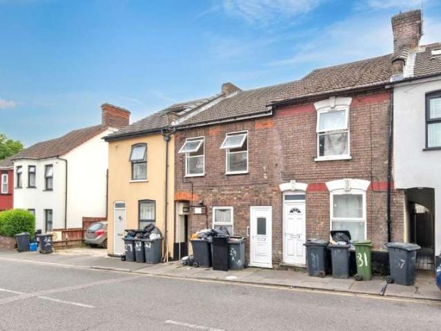 1 Bedroom Apartment Flat