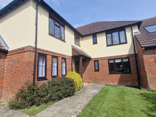1 Bedroom Apartment Flat
