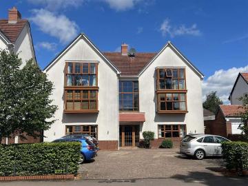 1 Bedroom Apartment Flat