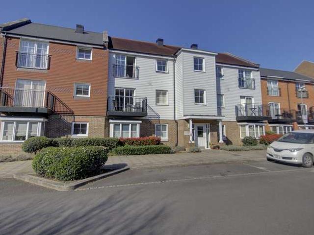 1 Bedroom Apartment Flat