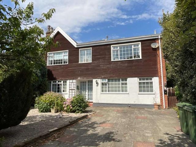 1 Bedroom Apartment Flat