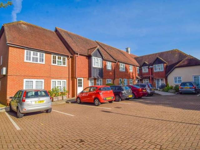 1 Bedroom Apartment Flat