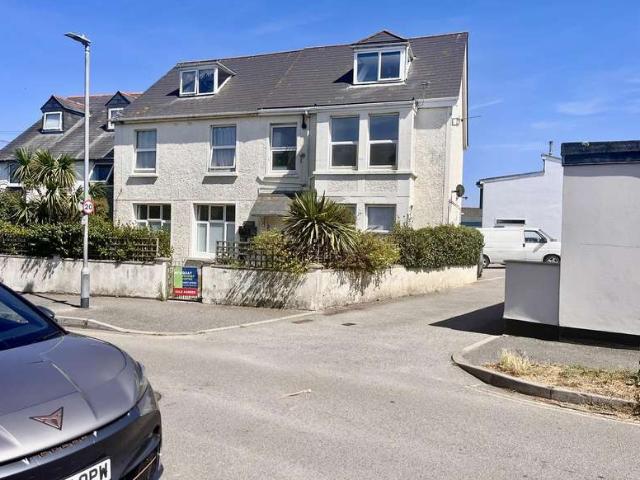 1 Bedroom Apartment Flat