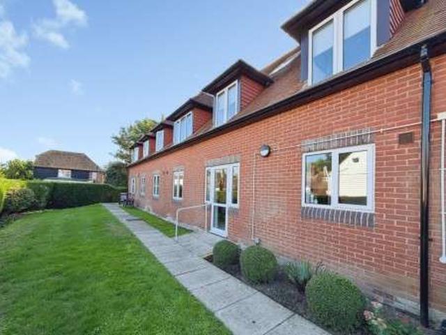 1 Bedroom Apartment Flat