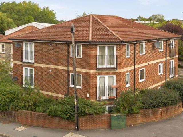 1 Bedroom Apartment Flat