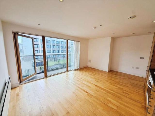 1 Bedroom Apartment Flat
