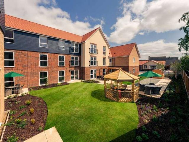 1 Bedroom Apartment Flat