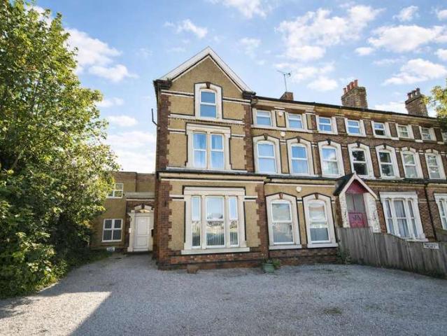 1 Bedroom Apartment Flat