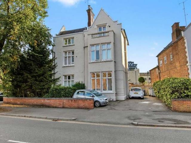 1 Bedroom Apartment Flat