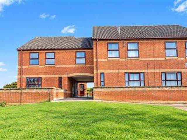 1 Bedroom Apartment Flat