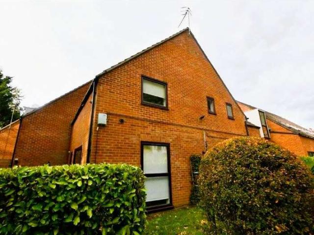 1 Bedroom Apartment Flat