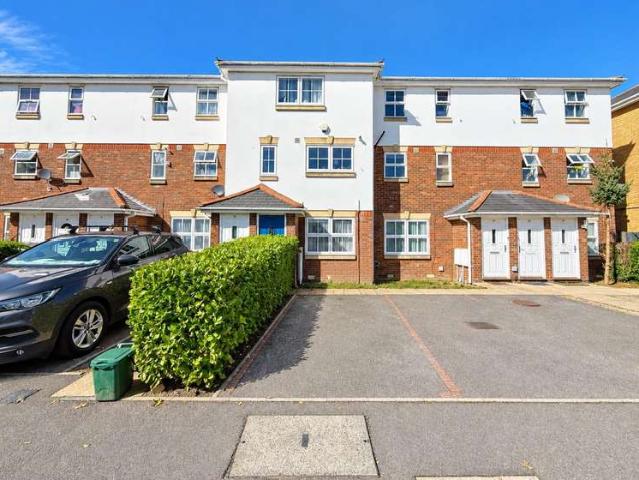 1 Bedroom Apartment Flat