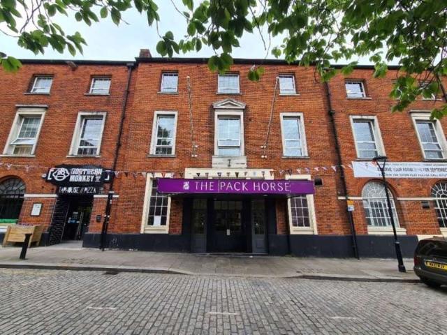 1 Bedroom Apartment Flat