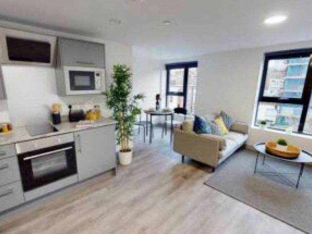 1 Bedroom Apartment Flat