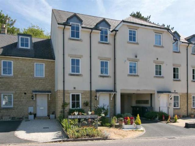 1 Bedroom Apartment Flat