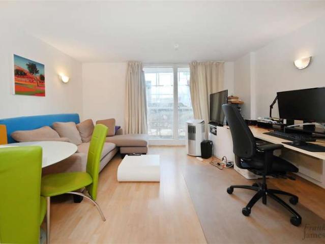 1 Bedroom Apartment Flat