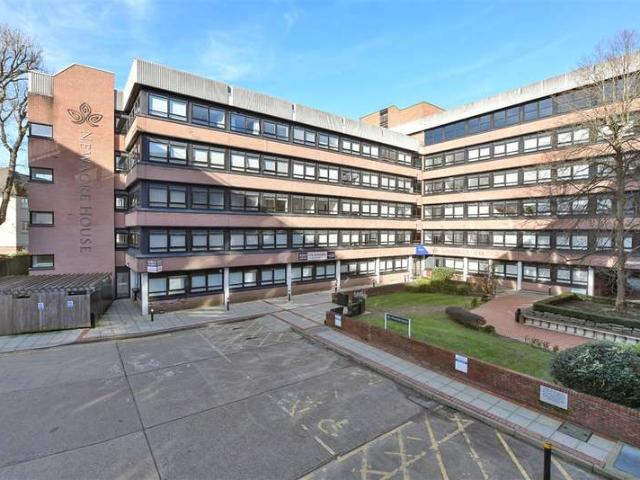 1 Bedroom Apartment Flat