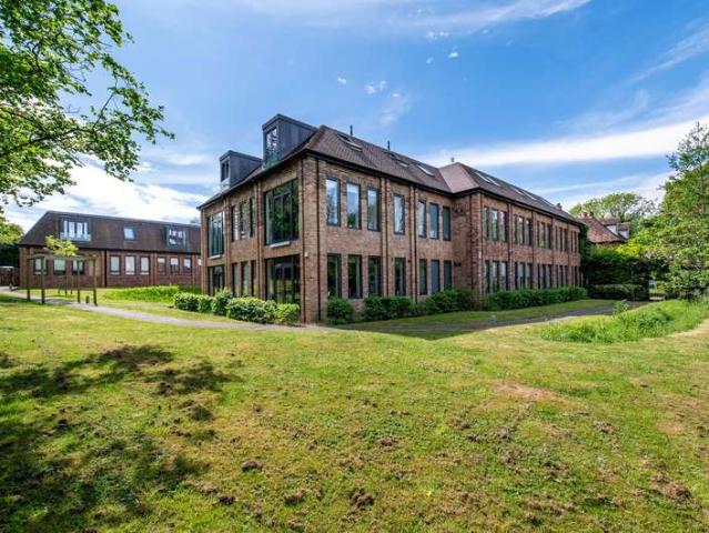 1 Bedroom Apartment Flat