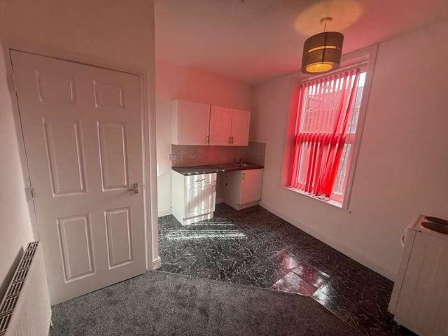 1 Bedroom Apartment Flat