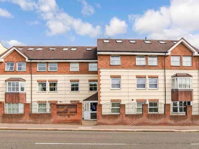 1 Bedroom Apartment Flat
