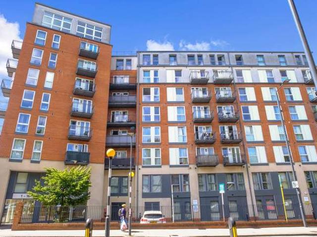 1 Bedroom Apartment Flat