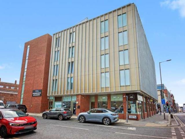 1 Bedroom Apartment Flat