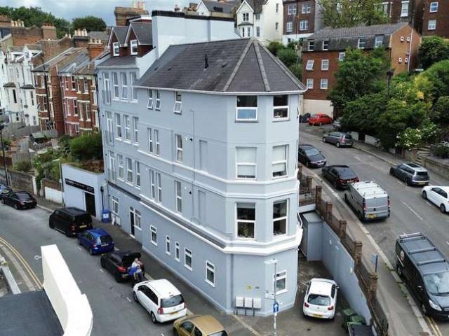1 Bedroom Apartment Flat