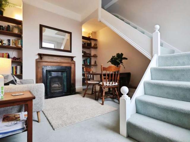 1 Bedroom Apartment Flat