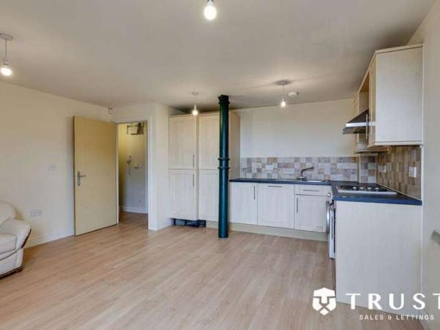 1 Bedroom Apartment Flat