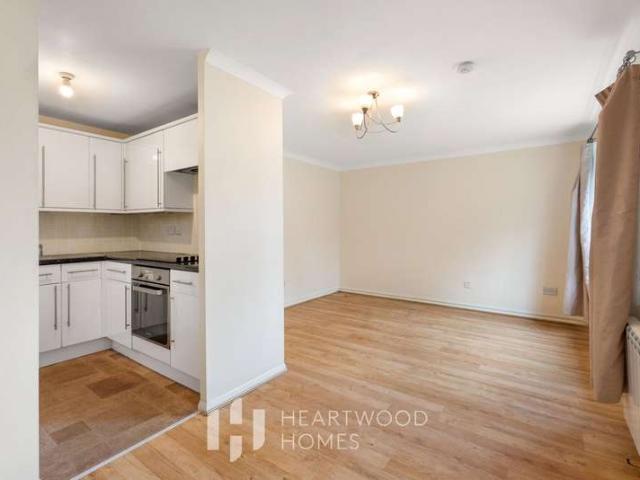 1 Bedroom Apartment Flat
