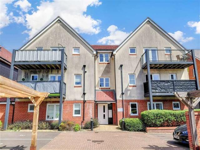 1 Bedroom Apartment Flat