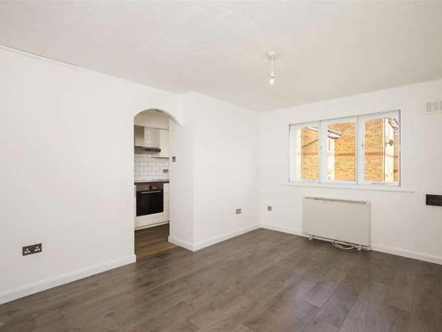 1 Bedroom Apartment Flat
